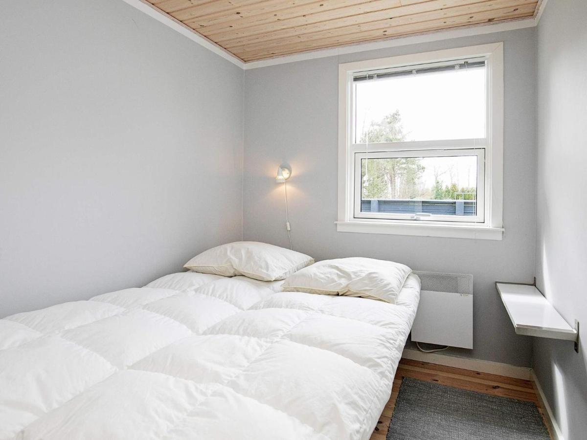 Three-Bedroom Holiday Home In Vaeggerlose 6 Bøtø By Bagian luar foto
